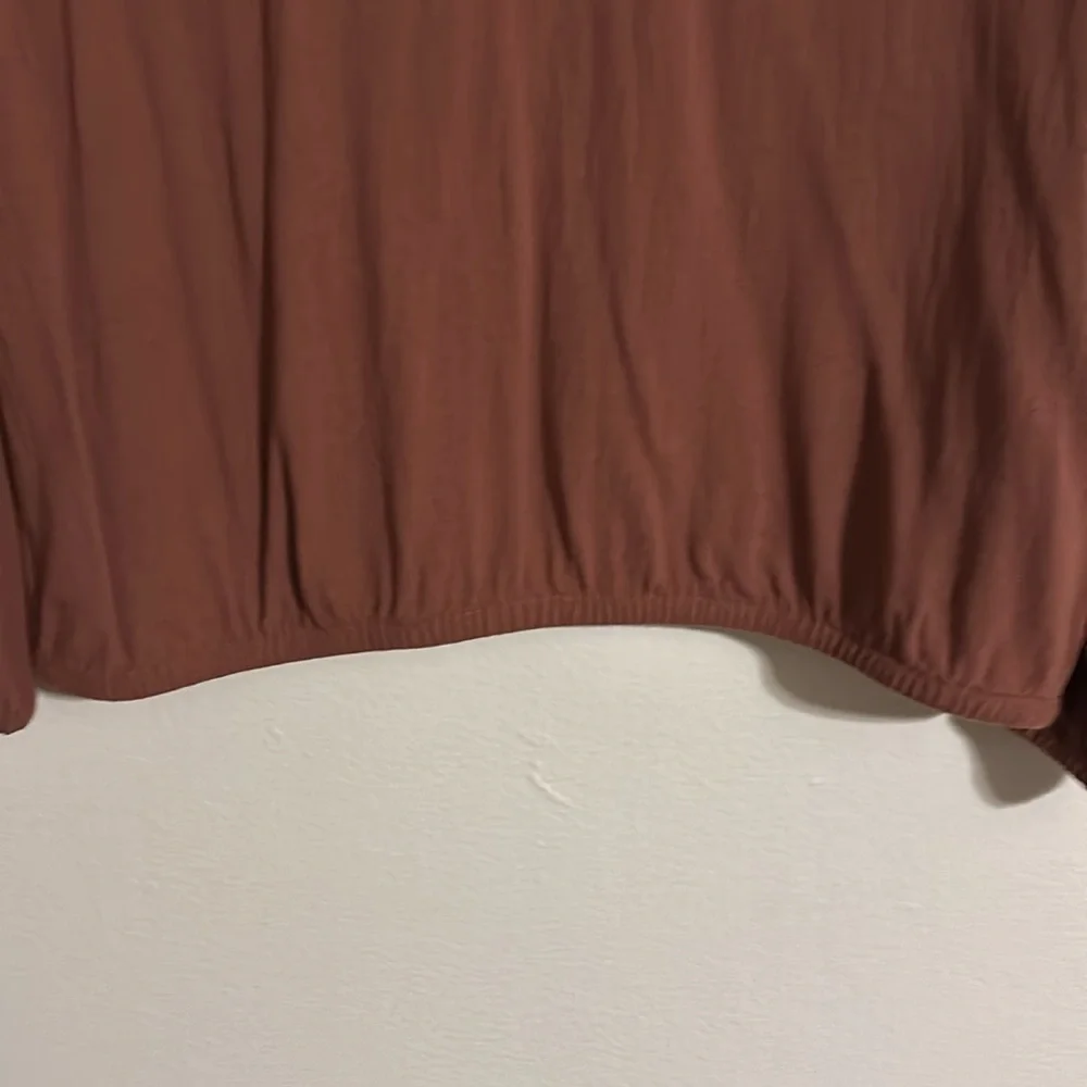 Express Top - Picture 2 of 5